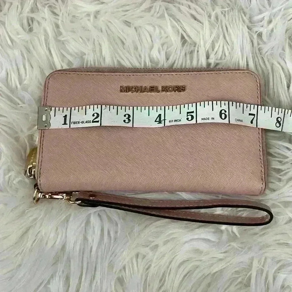 Michael Kors Jet Set Saffiano Leather Wristlet with strap - Picture 7 of 12